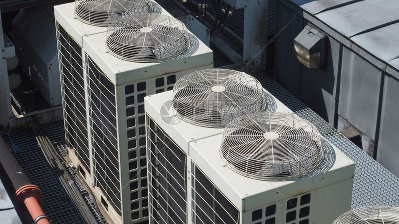 工业螺杆冷水机：揭秘其背后的技术密码与选型要点